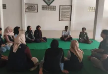 Belajar Keberagaman, Mahasiswa Berkunjung ke Sanggar Sapta Darma Sukoreno