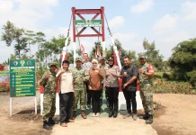 Pemerintah Resmikan Jembatan Garuda di Lumajang