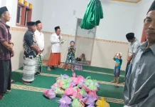 Warga Jember Siapkan Tumpeng dan Buah Sambut Maulid Nabi Muhammad SAW