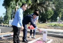 RRI Jember Ziarah ke TMP, Kenang Perjuangan Pahlawan