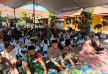 Kapolsek Ranuyoso Hadiri Pengajian Maulid Nabi, Pastikan Keamanan Jamaah