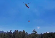 Water Bombing Ijen Ditunda, PAdamkan Dua Titik Api di Ijen