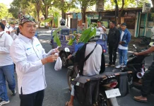 Perhutani KPH Bondowoso Bagikan Bibit Gratis, Disiapkan saat Musim Hujan