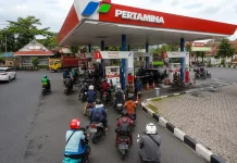 Antrean BBM Terjadi, Pemkab Lumajang Pastikan Stok Aman dan Minta Warga Tak Panik