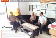 Petugas Himbau Warga Lumajang Hindari Panic Buying