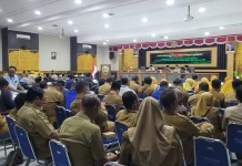 Pemkab Situbondo Bahas Raperda P-APBD