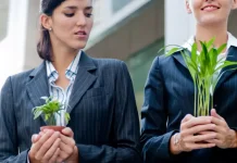 FOMO dan Tekanan Sosial Membuat Gen Z Mudah Membandingkan Diri