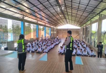 Satlantas Polres Lumajang Edukasi Tertib Lalin Ke Ponpes