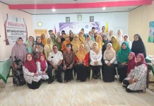 Luruskan Pandangan Sebelah Mata, PWRI Pasirian Resmikan Sekolah Lansia Tangguh