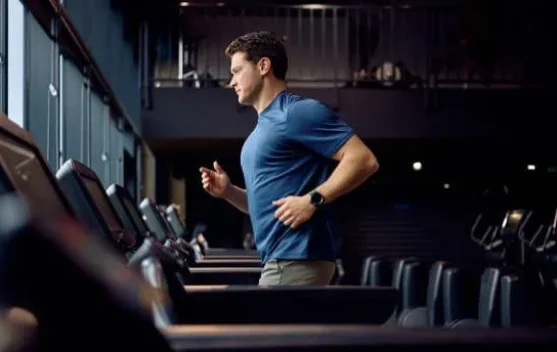 Atur Volume Latihan dan Kebutuhan Cairan saat Puasa