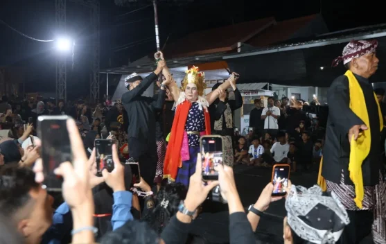 Seblang Bakungan Sedot Wisatawan Libur Idul Adha