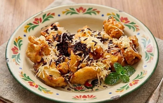 Pisang Goreng Kekinian , Camilan Tradisional yang Naik Kelas