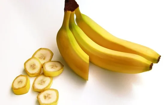 Manfaat Buah Pisang yang Digemari Para Atlet Sepak Bola