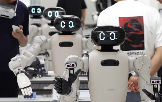 LG Bentuk Divisi Robotika Baru Percepat Bisnis AI Fisik