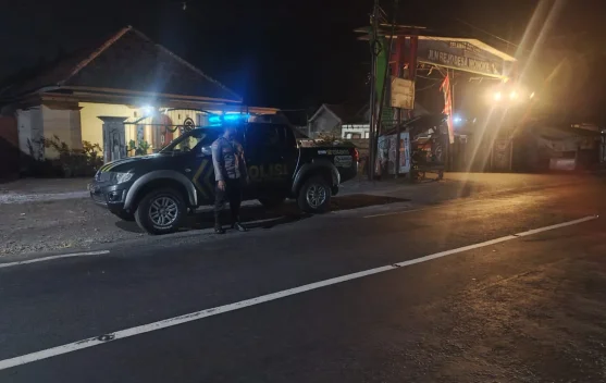 Polsek Tekung Lumajang Antisipasi 3C di Jalan Raya Wonokerto