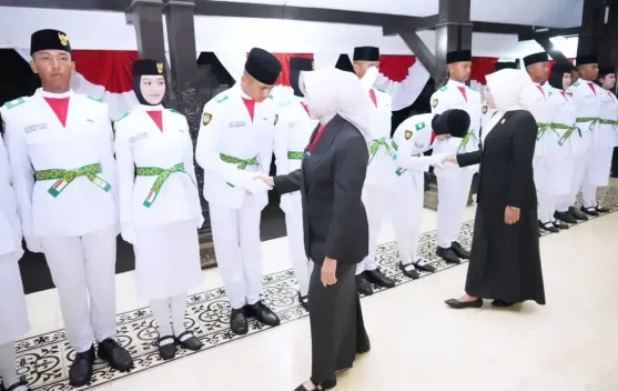 DPRD Lumajang Apresiasi Pengukuhan 75 Anggota Paskibraka 2026