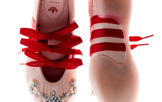 Cantik dan Modis, Intip Kolaborasi Terbaru adidas Originals x Simone Rocha
