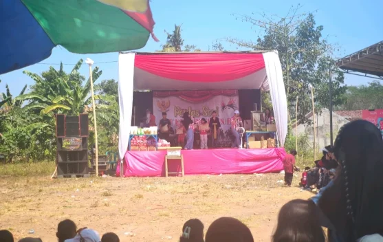 Warga Tumpeng Sari Meriahkan HUT ke-81 RI dengan Jalan Santai