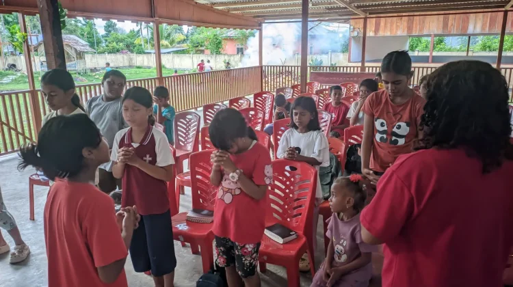SEKAMI Paroki Santa Monika Kaimana Tekankan Pengenalan Yesus