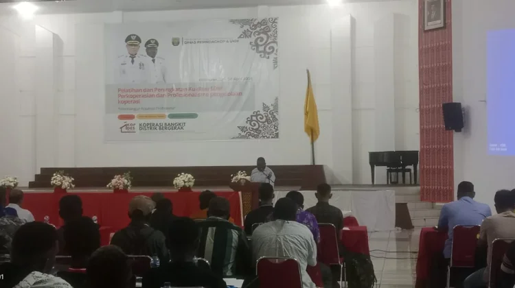 Pemkab Kaimana Tingkatkan SDM Koperasi Berbasis Pemberdayaan Ekonomi
