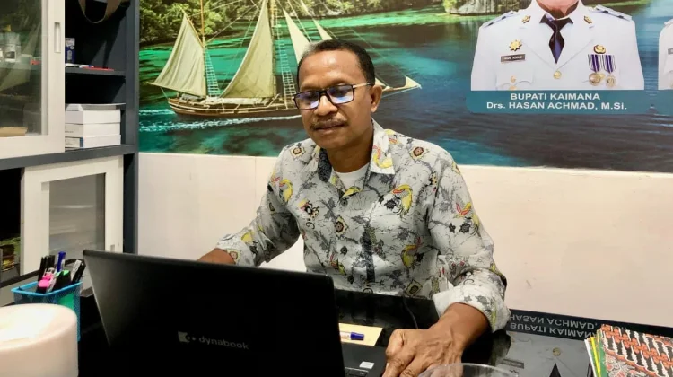 DPMPTSP-TK Kaimana Gandeng BPS Gelar Klinik Kepatuhan