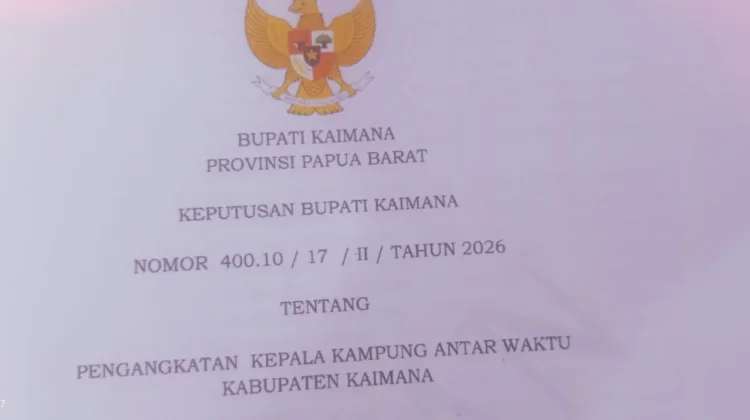 Bupati Kaimana Lantik Delapan Kepala Kampung Antar Waktu