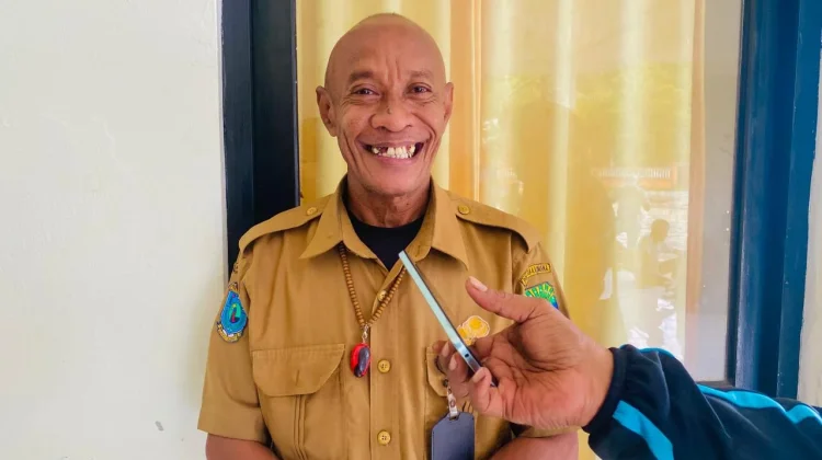 Presiden Prabowo Bantu Dua Sapi Kurban untuk Kaimana