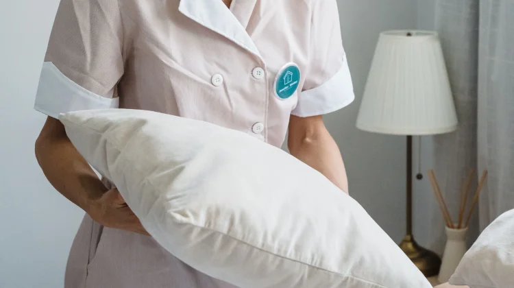 Bahaya Tidak Pernah Ganti Bantal: Awas, Penyakit Ini Mengintai Tidur Anda!