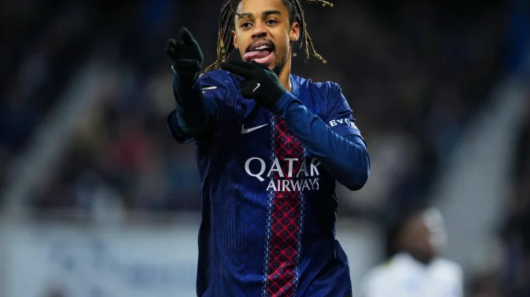PSG Patok Harga Selangit untuk Bradley Barcola, Klub Peminat Harus Rela Boros