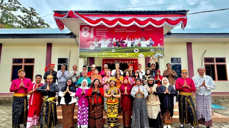 Kantor Pertanahan Kaimana Tampil Beda di HUT RI Ke-81