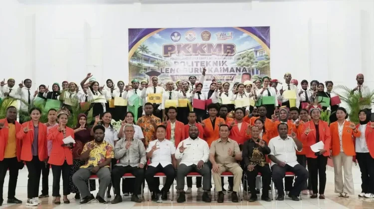 Bukan Sekadar Kuliah, Ini Pesan Wabup Kaimana untuk 51 Mahasiswa Baru Polenka