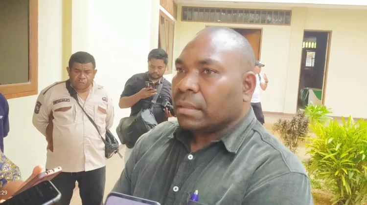Wabup Kaimana Dorong Kebun Percontohan Tanaman Jangka Panjang