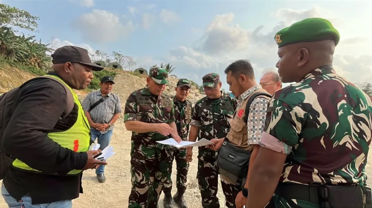 Tim Wasbang Tinjau Perkembangan Pembangunan Yonif TP 864/NN di Kaimana