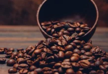 Mitos atau Fakta: Minum Kopi Bikin Tidak Bisa Tidur