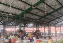 Aktivitas Pasar Kroy Kaimana Normal usai Paskah