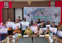 Pemkab Kaimana Salurkan Hibah 2026 ke 16 Lembaga
