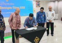 Pemkab Kaimana Serahkan LKPD 2025 ke BPK Papua Barat