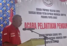 Apolos Wetebosy Ajak BMP Kaimana Perkuat Solidaritas Organisasi