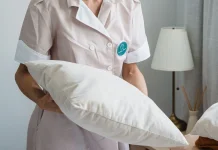 Bahaya Tidak Pernah Ganti Bantal: Awas, Penyakit Ini Mengintai Tidur Anda!