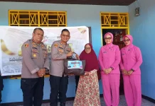Polres Kaimana Anjangsana Purnawirawan Sambut Hari Bhayangkara Ke-80