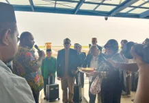 Disambut Panitia, Puluhan Dewan Hakim MTQ XI Provinsi Papua Barat Tiba di Kaimana