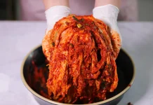 Menelusuri Sejarah Kimchi: Dari Pengawet Musim Dingin hingga Ikon Kuliner Dunia