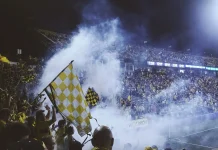 Benarkah Nonton Sepak Bola Berefek pada Kesehatan Jantung?