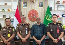Kejari Kaimana dan PWI Perkuat Sinergi Keterbukaan Informasi Penanganan Perkara