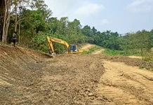 Kaimana Siap Membara! Pembenahan Sirkuit Kejurnas Grasstrack Regional VI