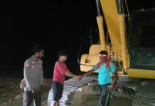 Dimediasi Polisi, Pemalangan Proyek Jalan Yamor Akhirnya Dibuka