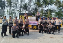 Samapta Polres Kaimana Modifikasi Mobil Dinas Jadi Kendaraan Pemadam Karhutla