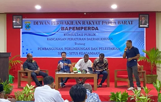 Konsultasi Publik Raperdasus Situs Keagamaan Digelar di Kaimana