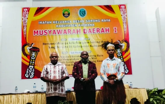 Rolly Nelthon Murafer Pimpin Kerukunan Sorong Raya Kaimana