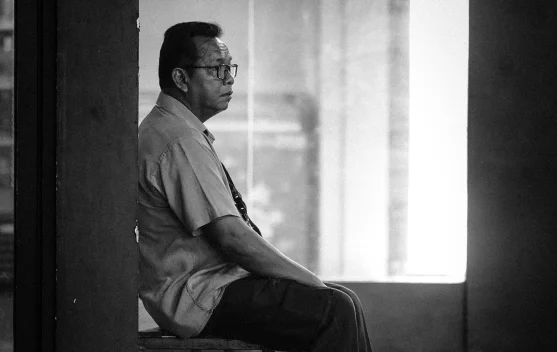 Sunyi yang Melukai Jantung: Apakah Kesepian Meningkatkan Risiko Serangan Jantung?